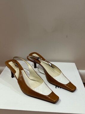 Gucci Brown and White Leather Slingback Heels
